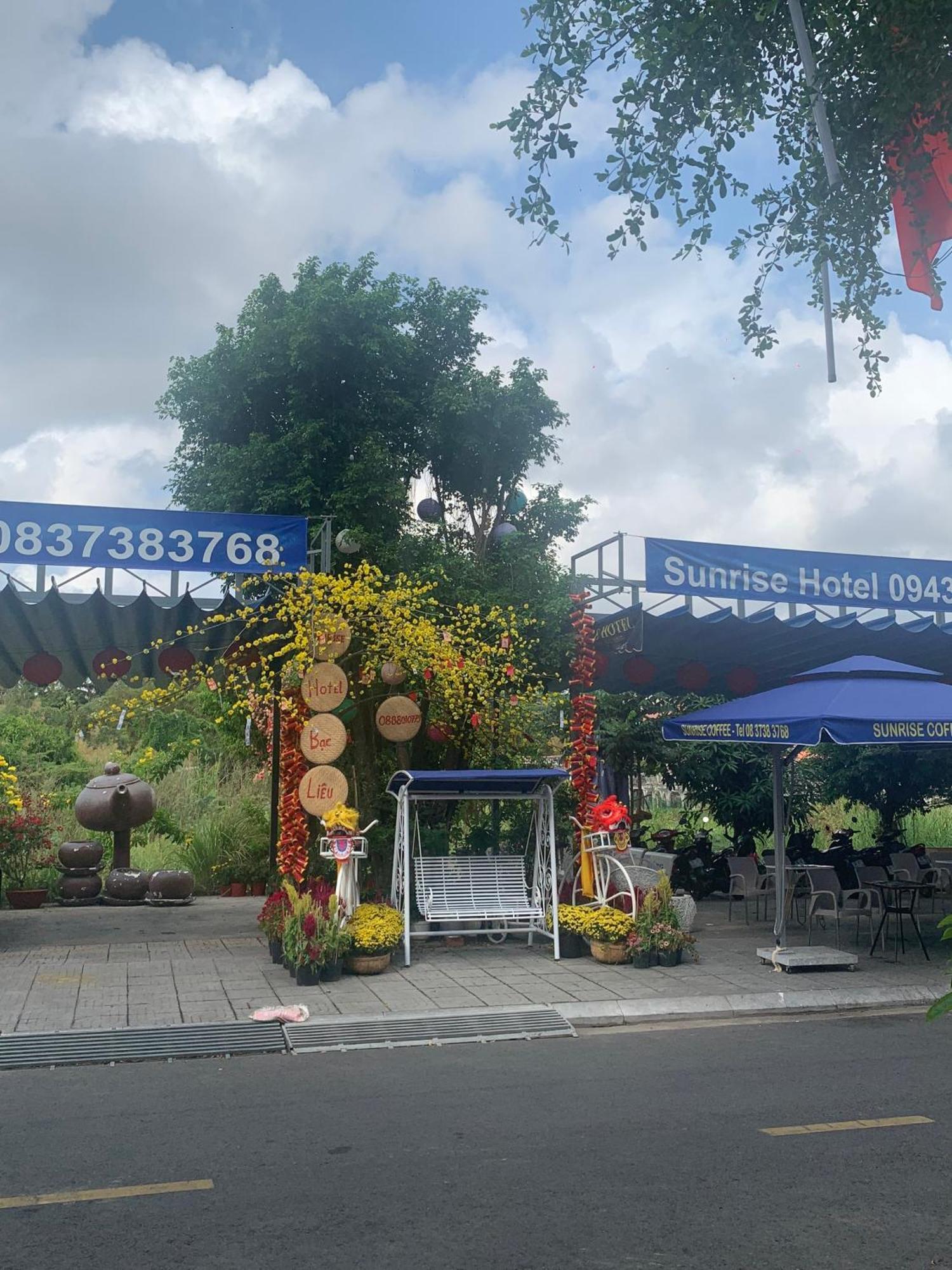 Sunrise Hotel Bac Lieu Luaran gambar